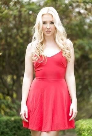 Amateur teen babe Samantha Rone posing outdoors in summer dress on clubgf.com