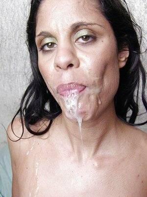 Jizz starving latina slut Melissa Rey receives double facial cumshot on clubgf.com