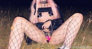 Belle Delphine Night Time Outdoor Onlyfans Leaked on clubgf.com
