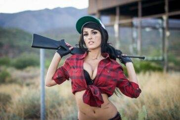 SSSniperWolf Sexy Cosplay Pictures on clubgf.com