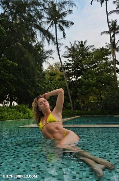 Shantel Vansanten Nude Celeb - Therealshantel Celeb Leaked Naked Photos on clubgf.com