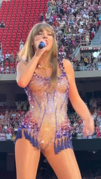 Taylor Swift Camel Toe Bodysuit Video Leaked - Usa on clubgf.com