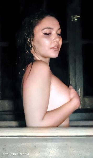 Stella Hudgens - Stellahudgens Onlyfans Leaked Nude Photo on clubgf.com
