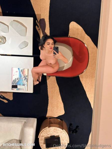 Stella Hudgens Nude Celebrities - Vanessas Sister Nude Videos Celebrities on clubgf.com