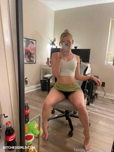 STPeach twitch xxx album on clubgf.com